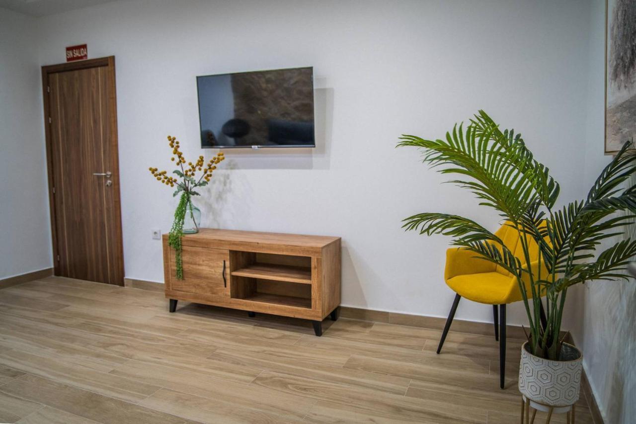 Hotel Rural La Teja Segura de Leon ภายนอก รูปภาพ