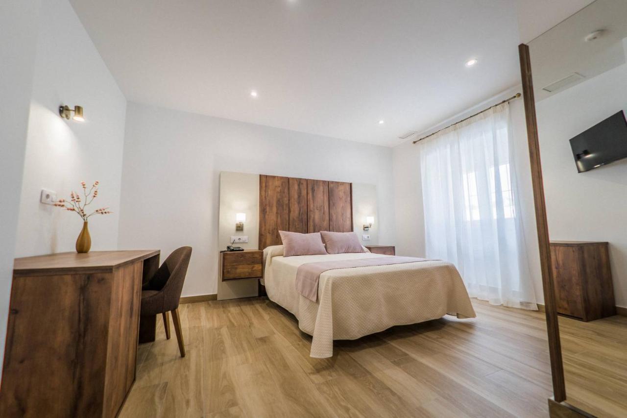 Hotel Rural La Teja Segura de Leon ภายนอก รูปภาพ